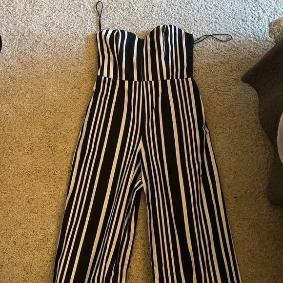 Alice and Olivia black Jumpsuit - Picture 3 of 6